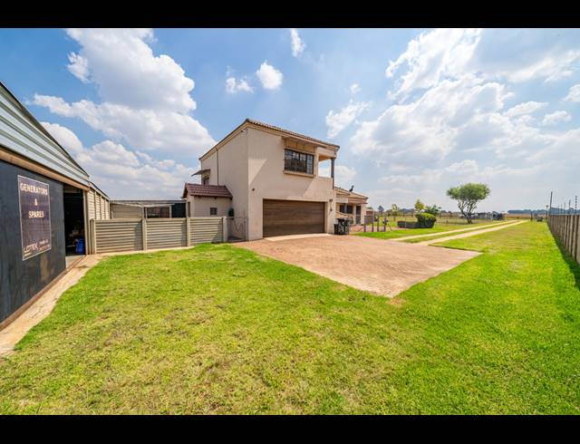 5,578M² SMALLHOLDING FOR SALE IN BENONI AH